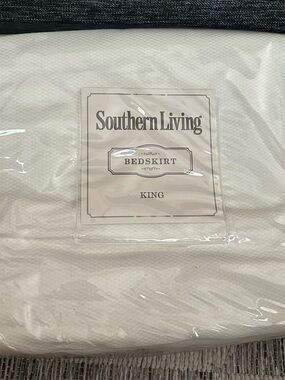 Southern Living King Bedskirt in Cream/White heirloom pique NWT org $99